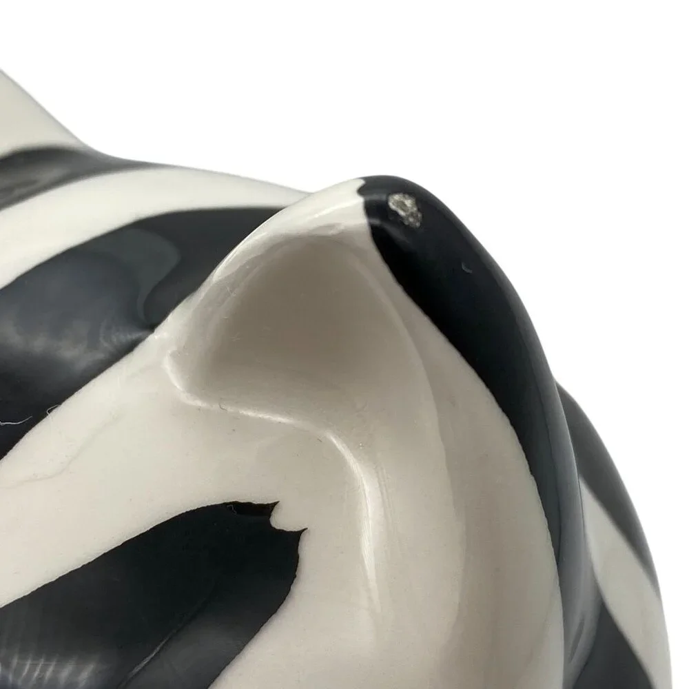 VTG Gloria Vanderbilt Black white stripe Cat coffee tea pot Tastesetter IGMA